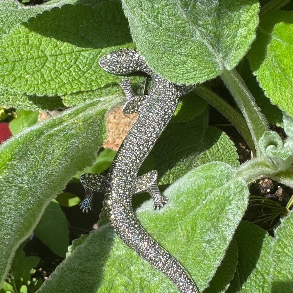 5.5” Silver Lizard Brooch with Marcacites - Picture 6 of 15